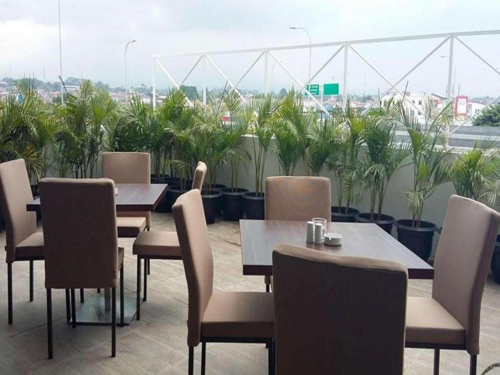Bogor Valley Hotel Buitenkant foto