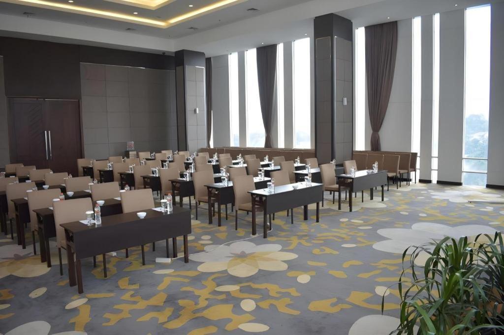 Bogor Valley Hotel Buitenkant foto