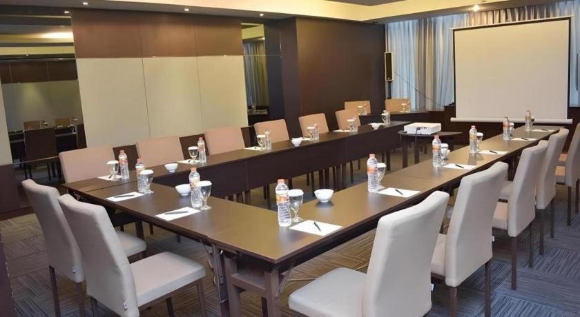 Bogor Valley Hotel Buitenkant foto
