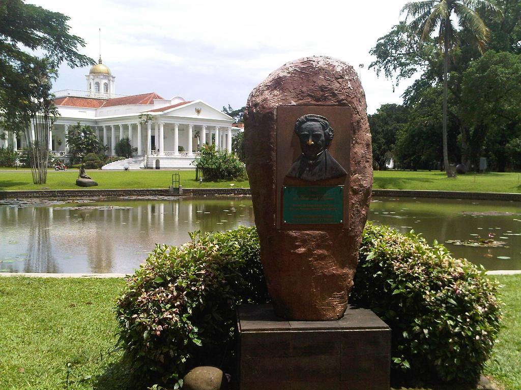 Bogor Valley Hotel Buitenkant foto